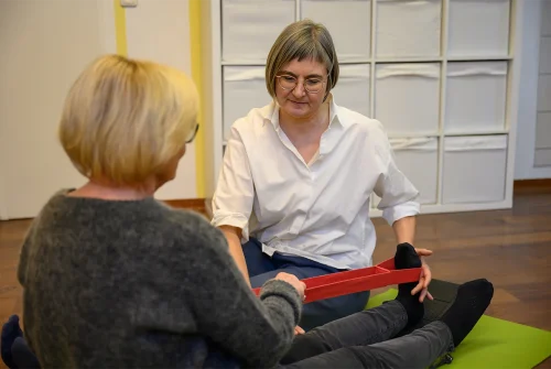 Engpassdehnung nach Liebscher & Bracht Schmerztherapie